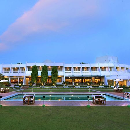 Radisson Jass Hotel, Khajuraho Luaran gambar