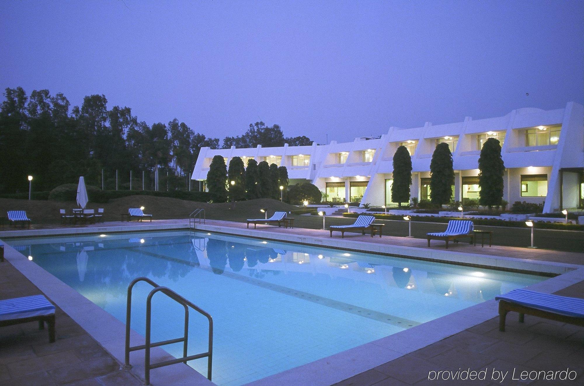 Radisson Jass Hotel, Khajuraho Luaran gambar