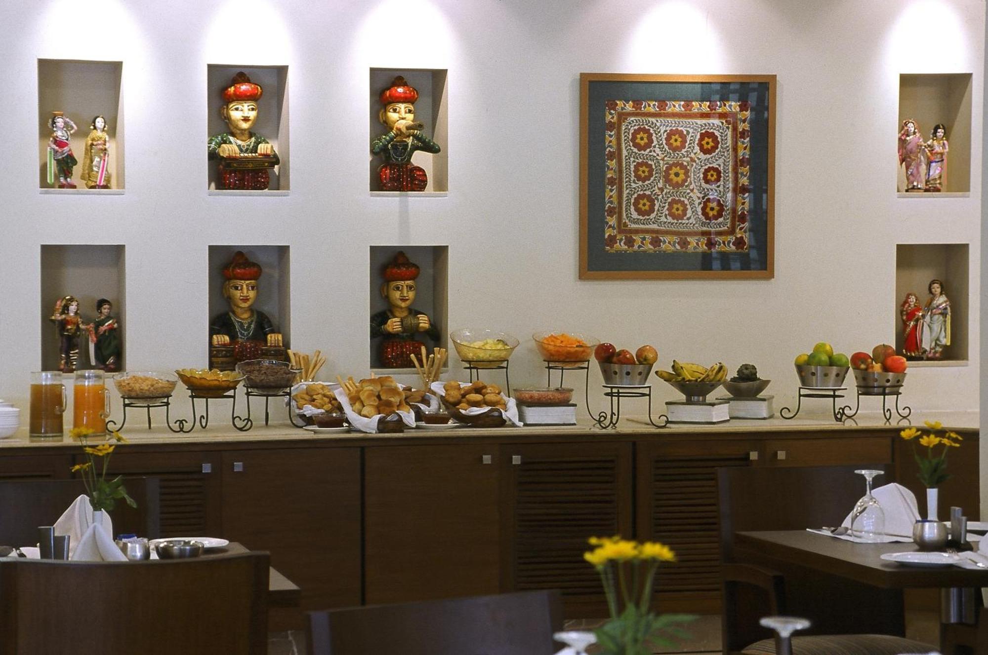 Radisson Jass Hotel, Khajuraho Luaran gambar